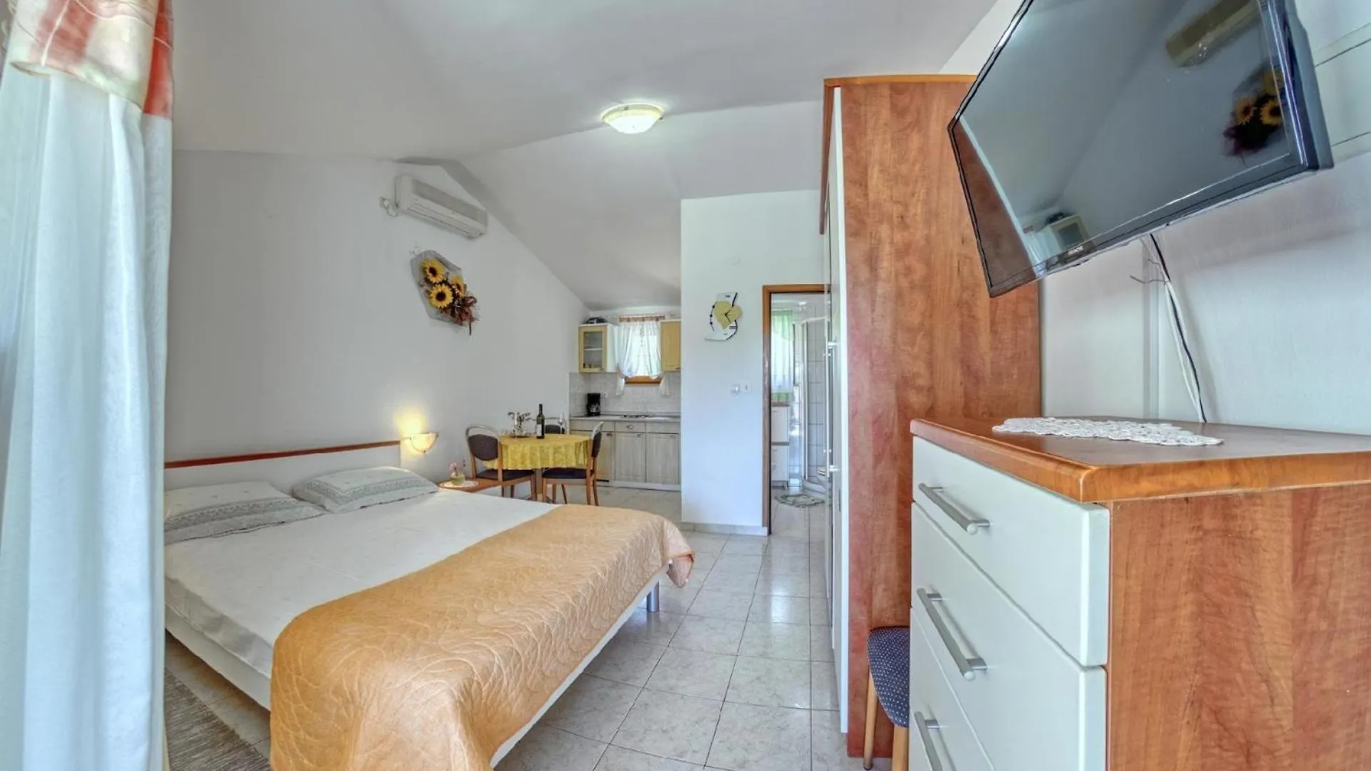 Ferienwohnung Fuer 2 Personen Ca 24 Qm In Banjole, Istrien Istrische Riviera