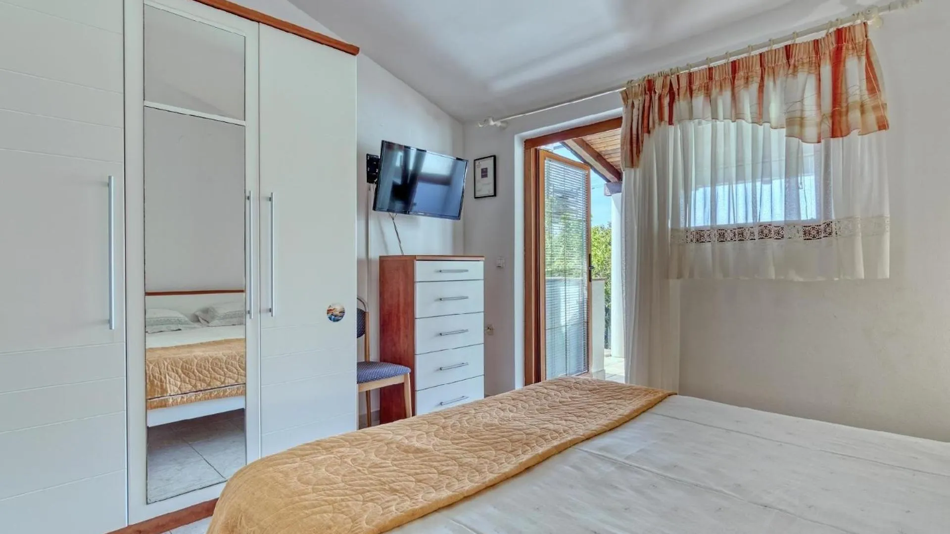 Ferienwohnung Fuer 2 Personen Ca 24 Qm In Banjole, Istrien Istrische Riviera Croatia
